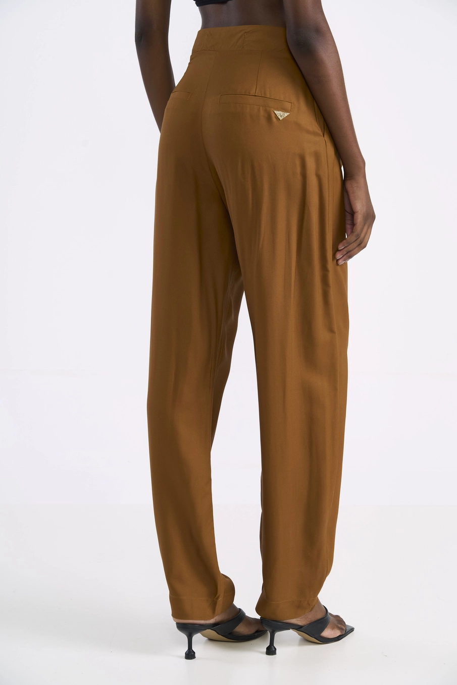 Calça De Alfaiataria Fluida Marrom