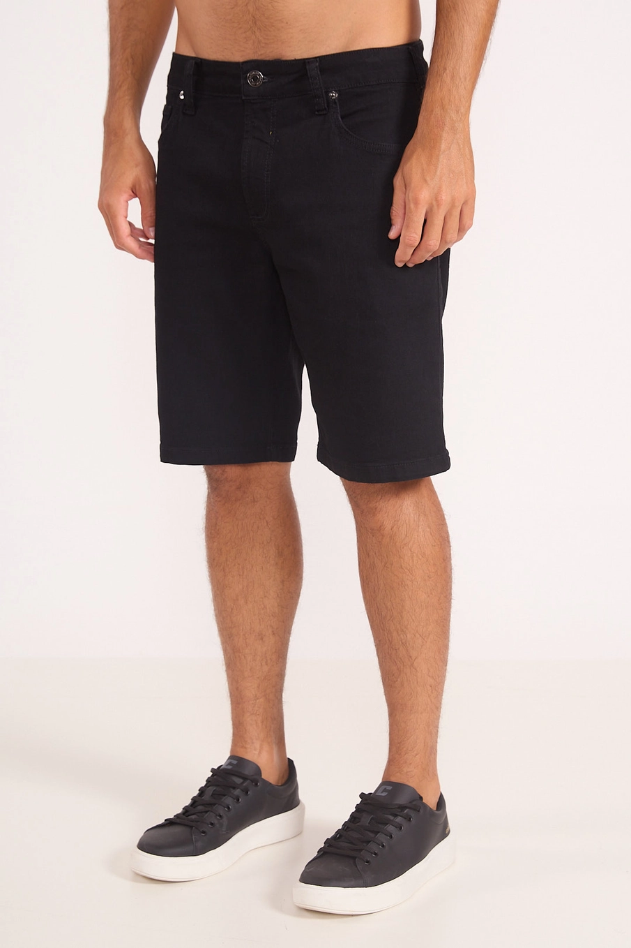 Bermuda Jeans Davi Reta Indigo Preto