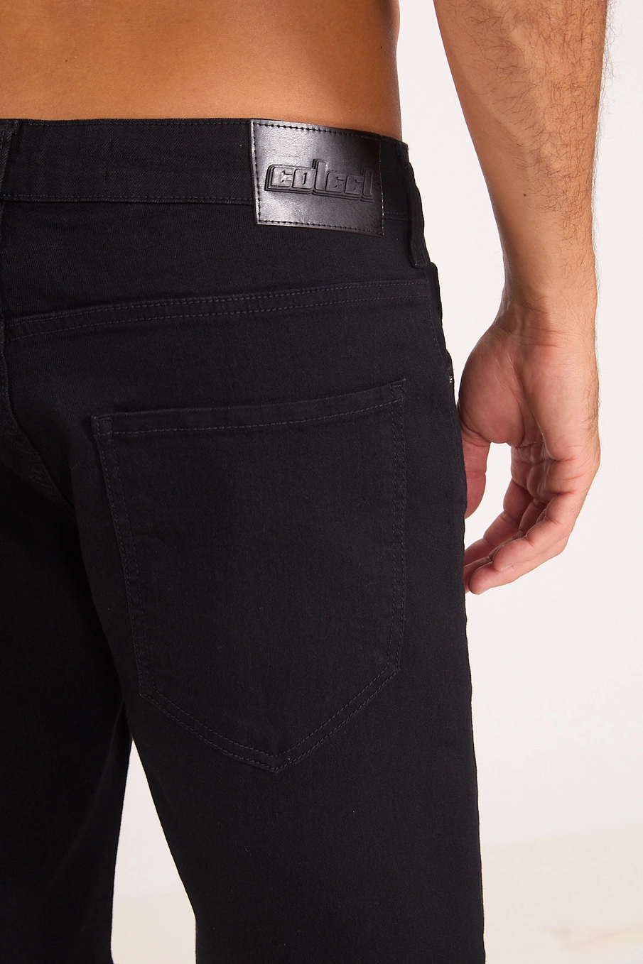 Bermuda Jeans Davi Reta Indigo Preto