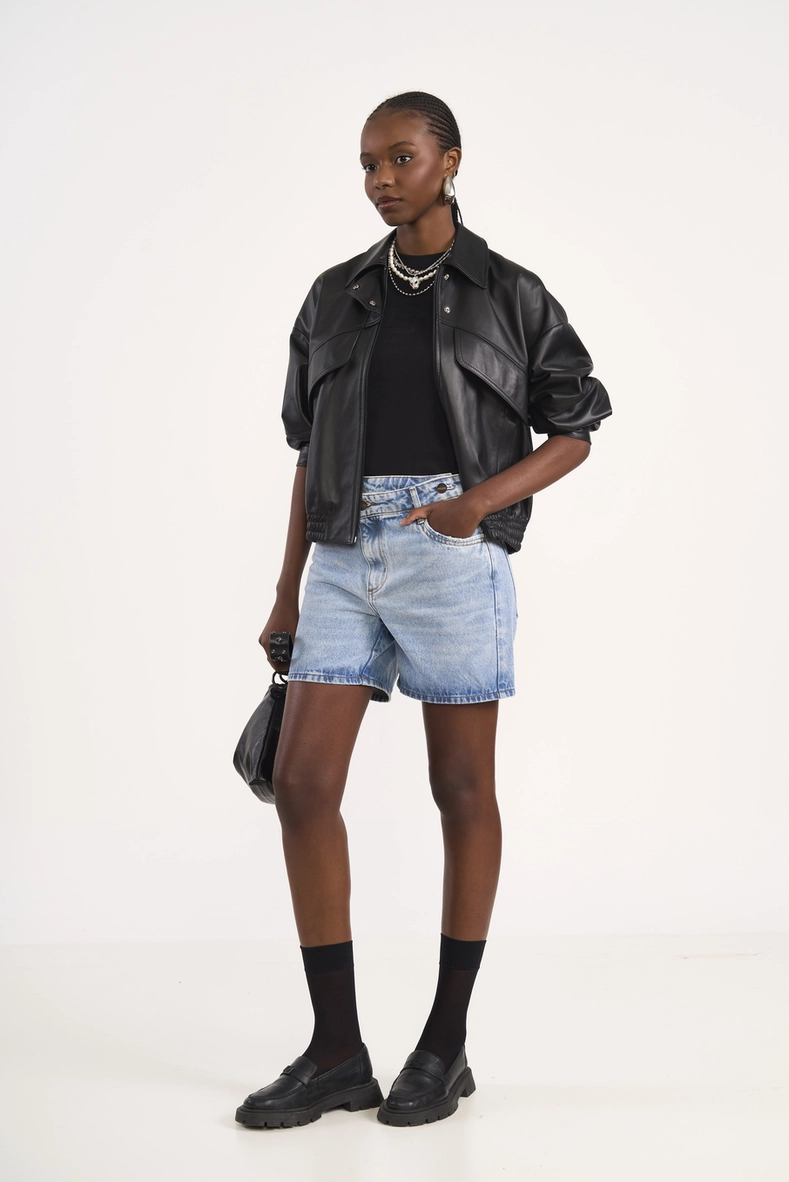 Bermuda Jeans Cós Assimétrico