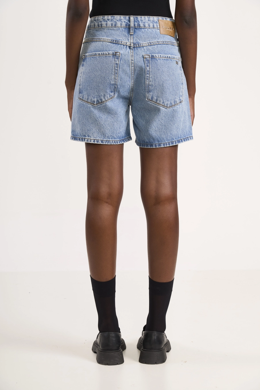 Bermuda Jeans Cós Assimétrico Índigo