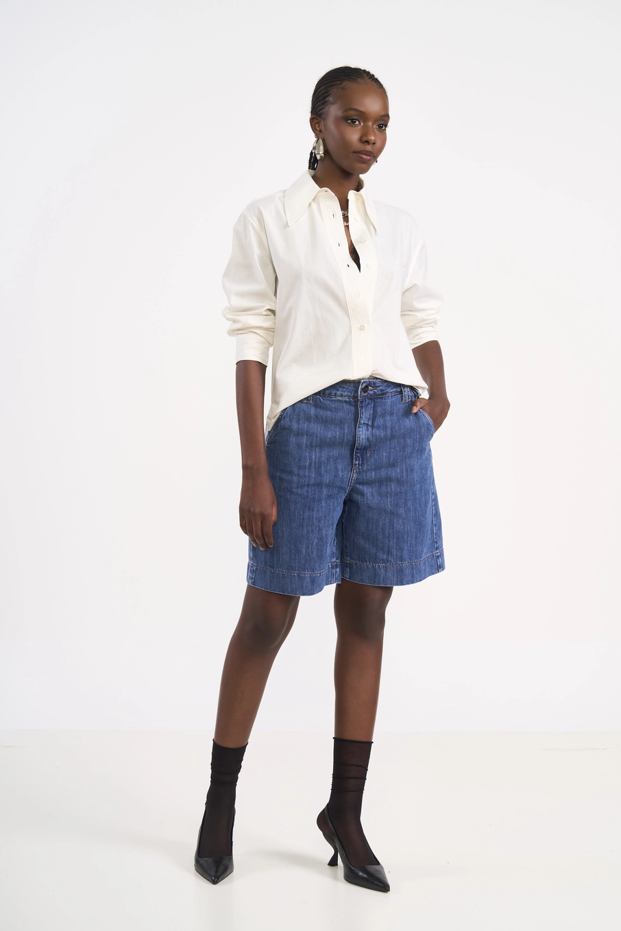 Bermuda Jeans Alfaiataria Índigo