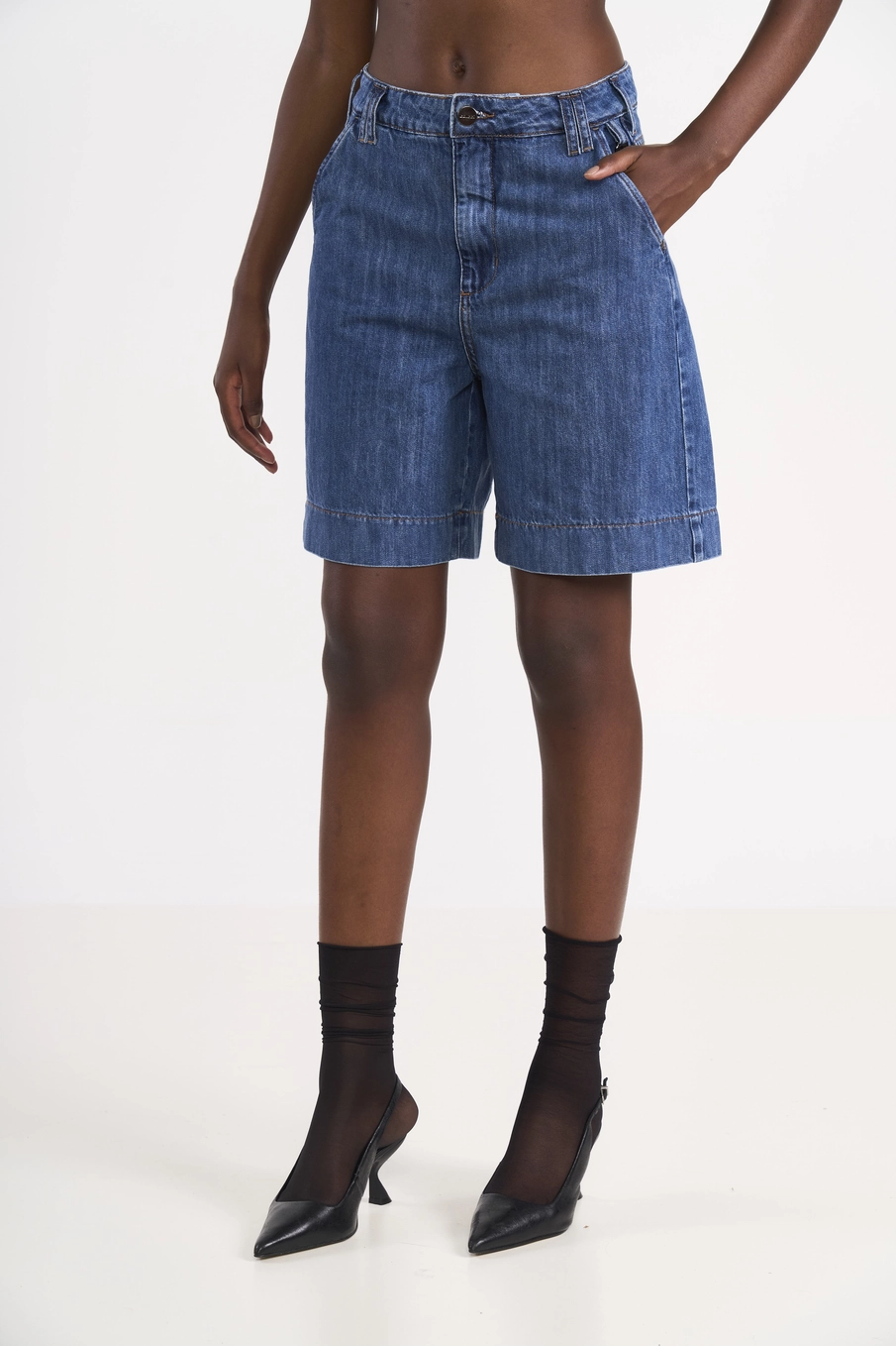 Bermuda Jeans Alfaiataria Índigo