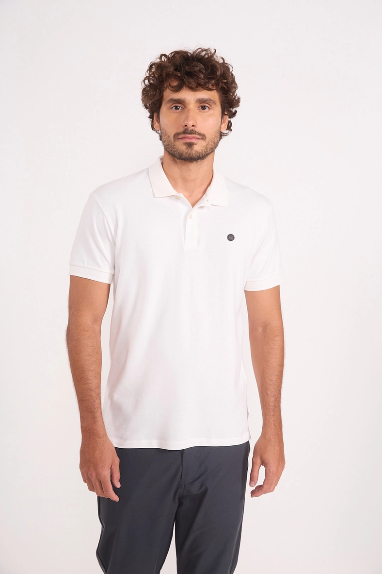 Camisa Polo Masculina Com Patch Metálico