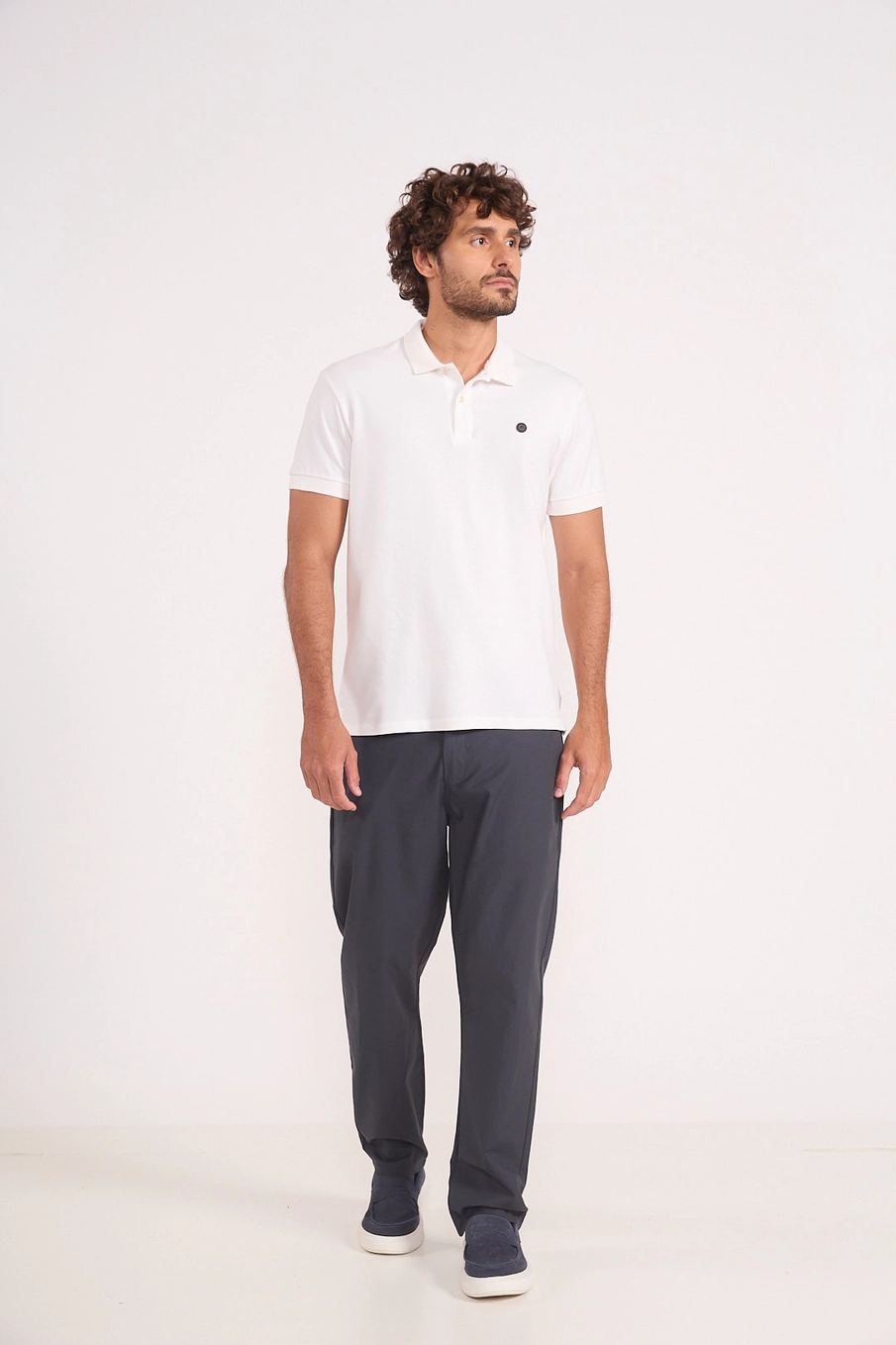 Camisa Polo Masculina Com Patch Metálico Off Shell
