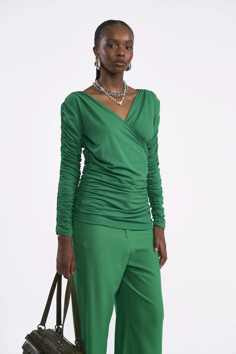 Blusa Transpassada Com Franzido Lateral Verde Vanity