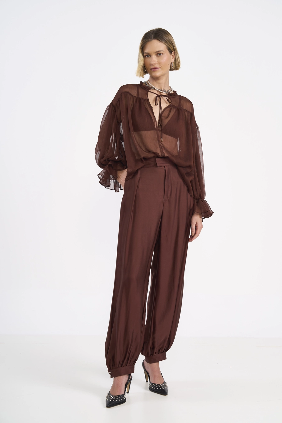 Blusa Loose Em Chiffon Com Mangas Bufantes Marrom