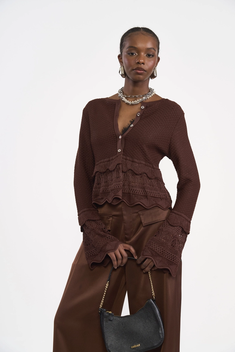 Blusa Tricot Trabalhada Com Babados