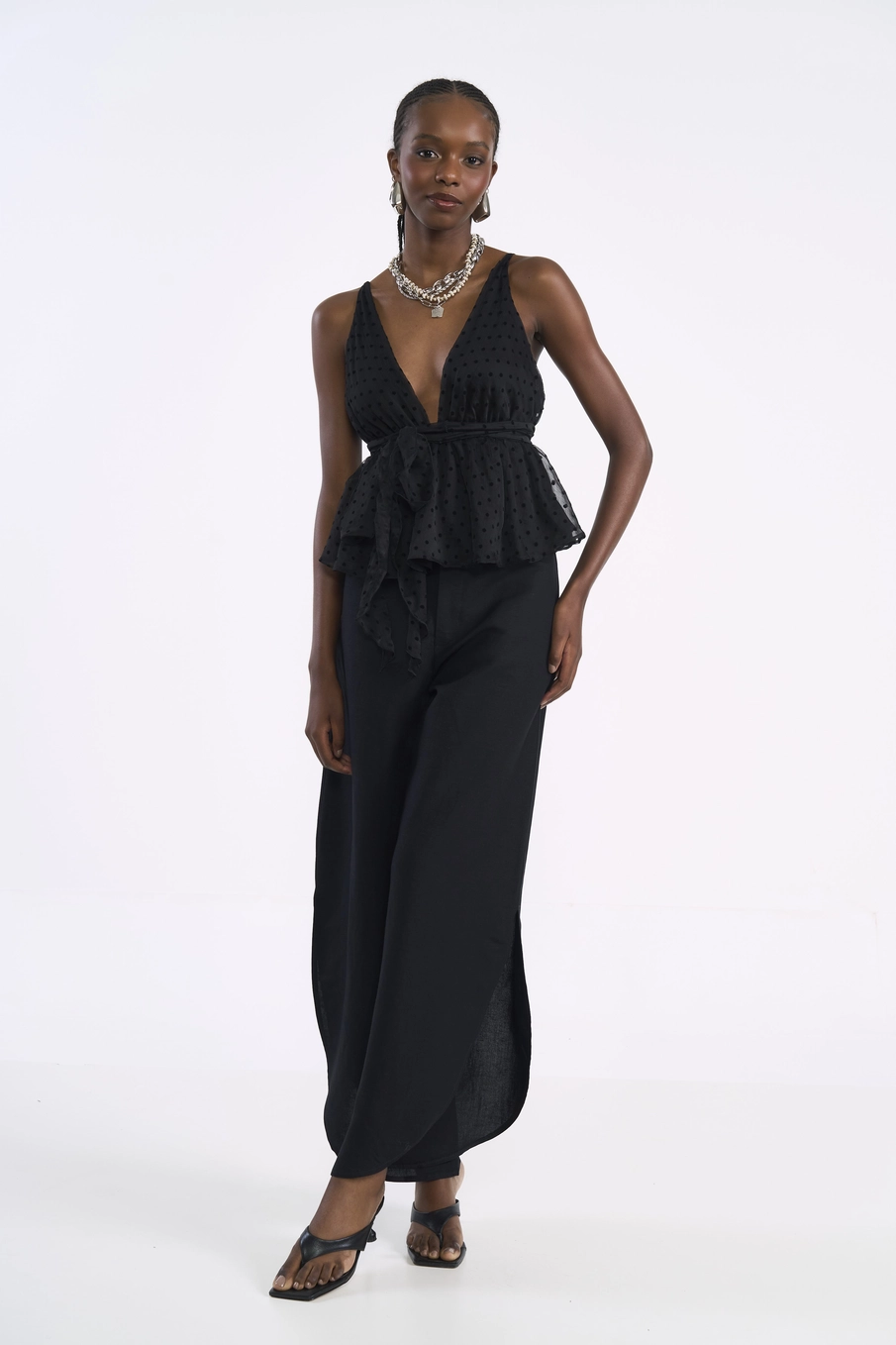 Blusa Peplum Com Transparência E Poá Preto
