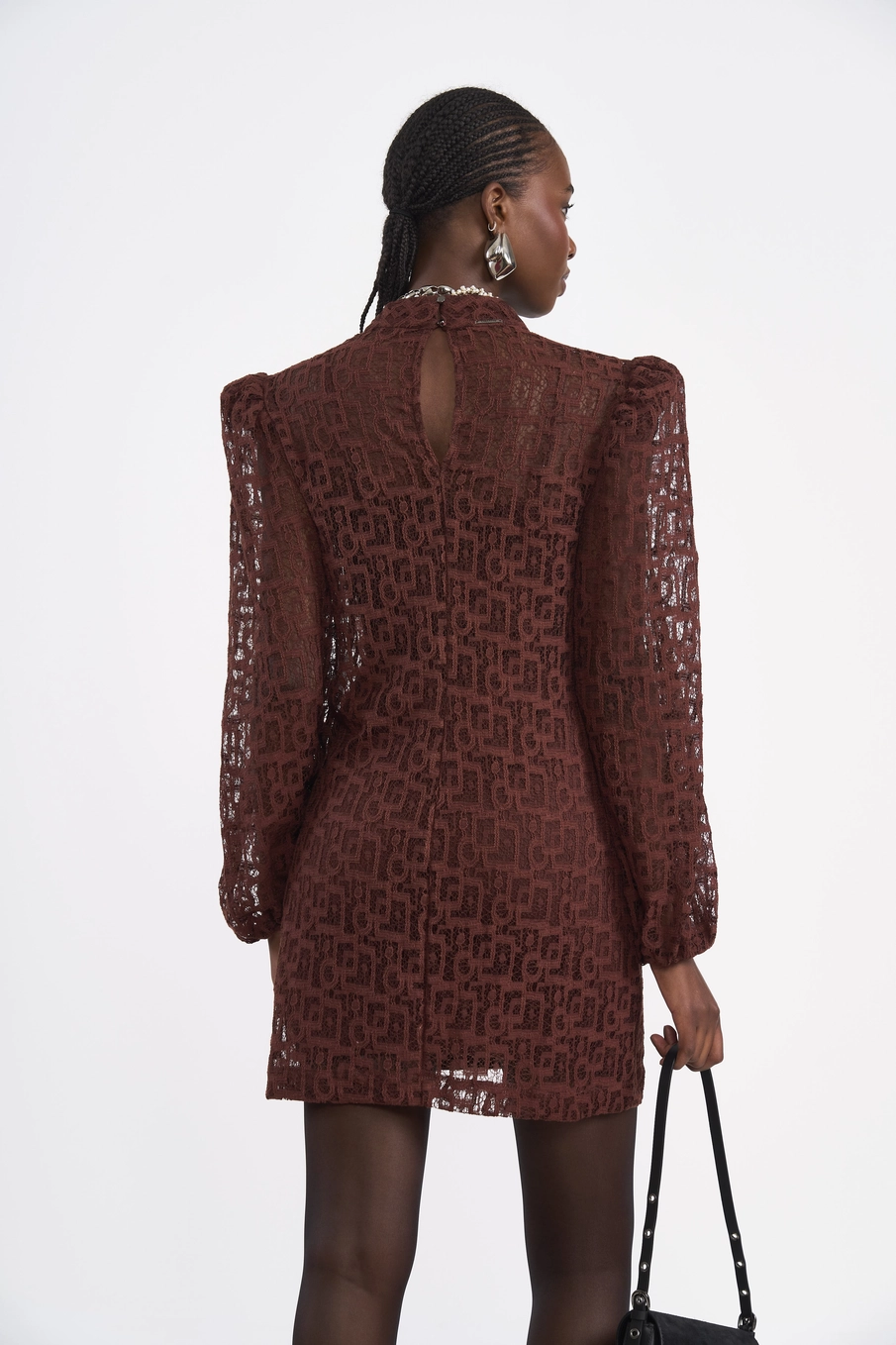Vestido Reto Manga Longa Em Renda Marrom