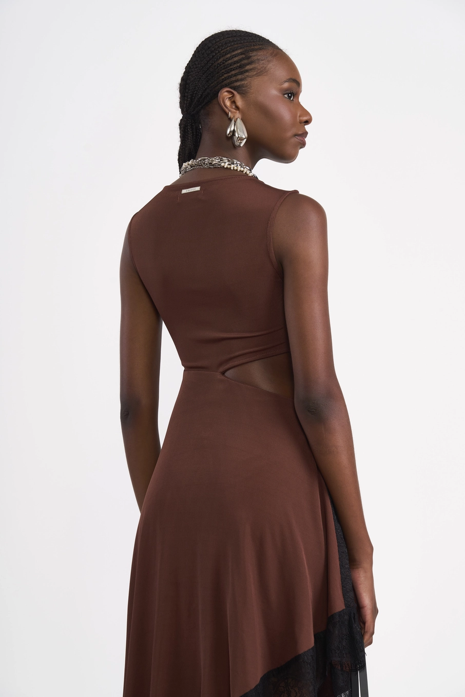Vestido Slim Assimétrico Com Renda Marrom