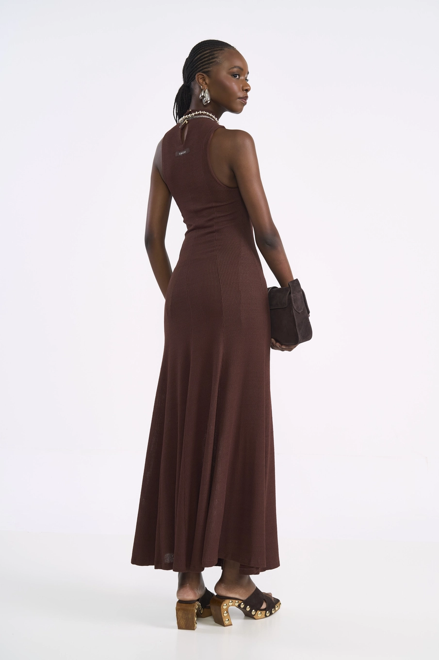 Vestido Maxi Canelado Gola Alta Marrom