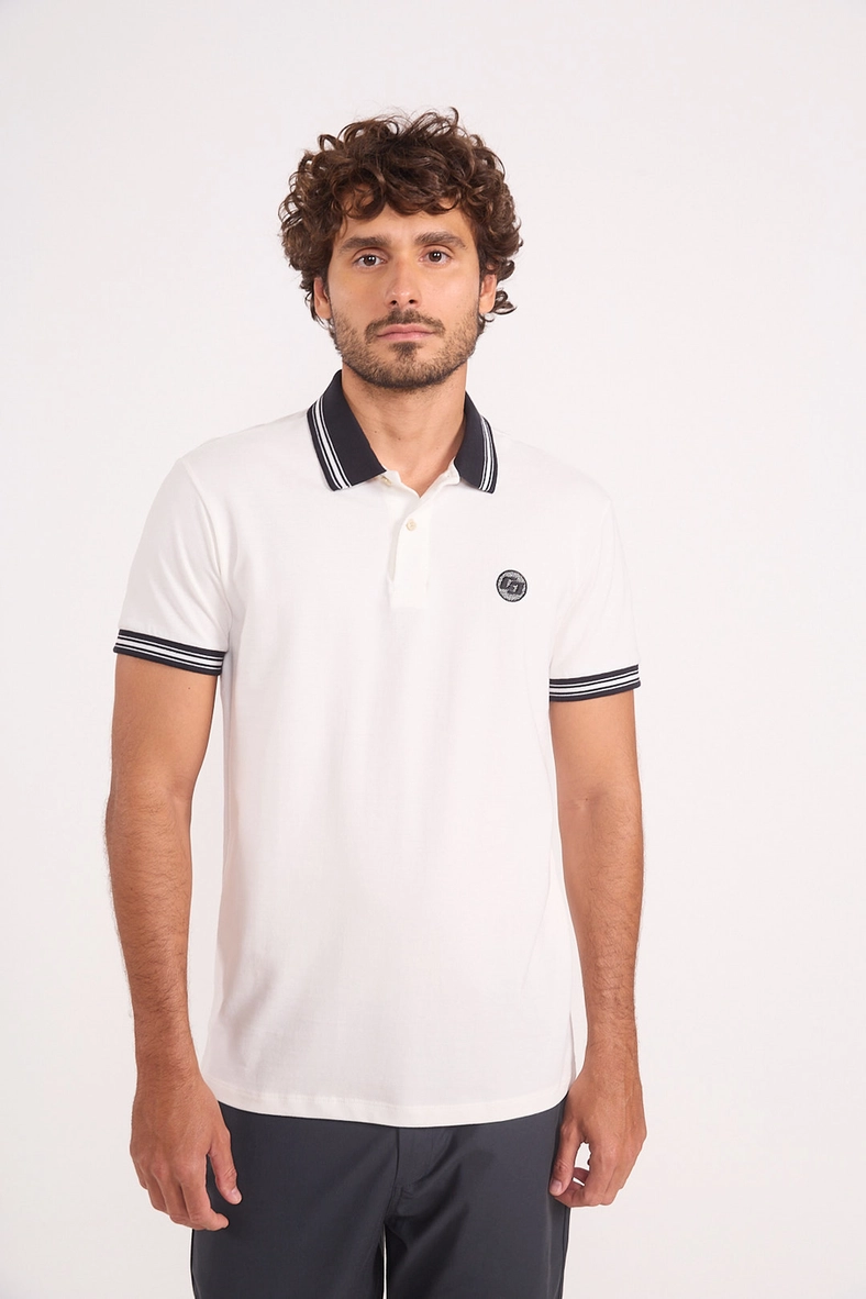 Polo Masculina Com Detalhe Em Listras