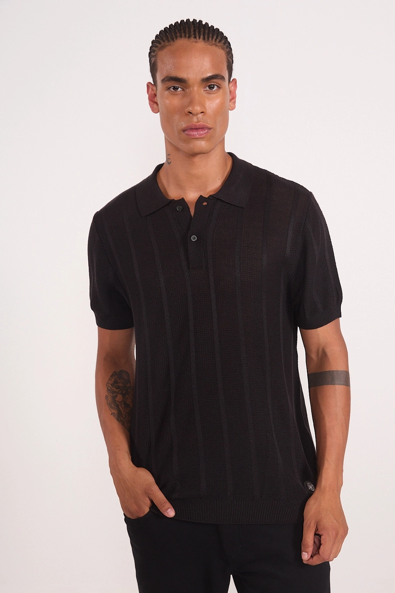 Polo Masculina Em Tricô Texturizado