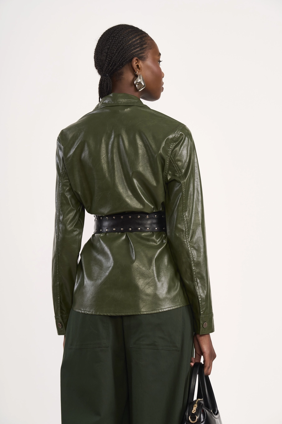 Camisa Em Pu Alfaiatada Com Bolsos Verde