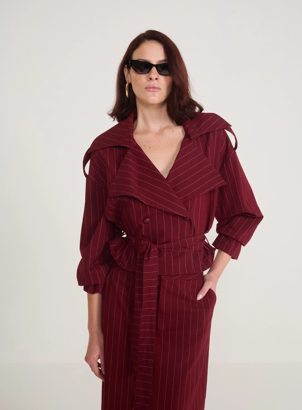 Jaqueta Trench Coat Em Risca De Giz Estampados