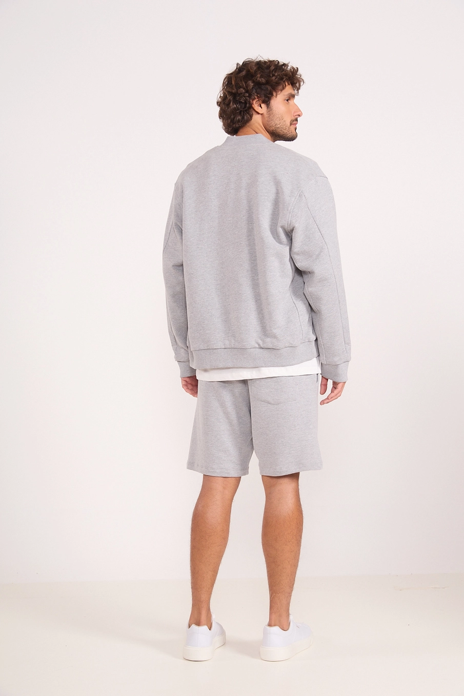 Jaqueta Moletom Comfort Com Micro Bordado Cinza