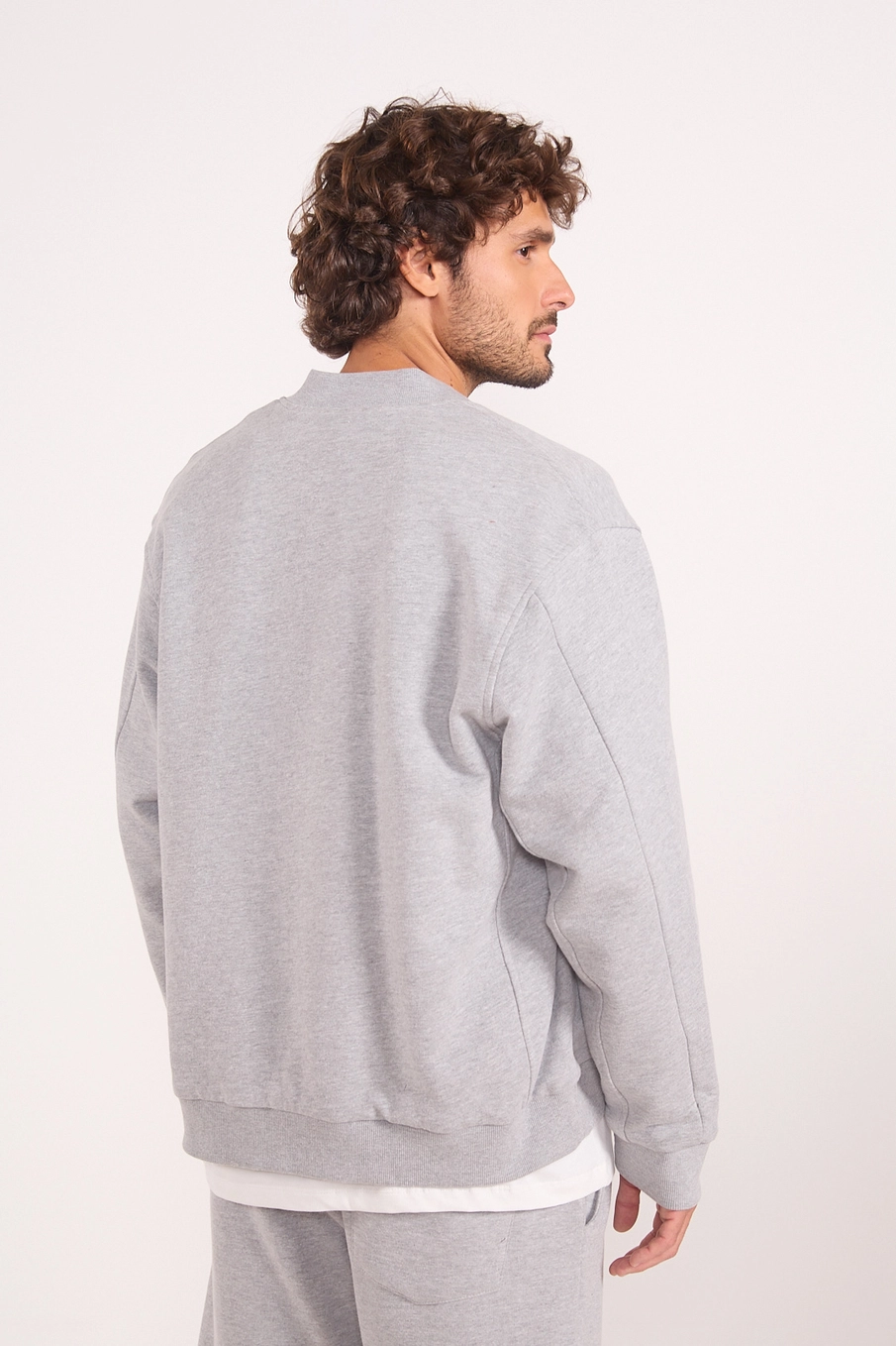 Jaqueta Moletom Comfort Com Micro Bordado Cinza