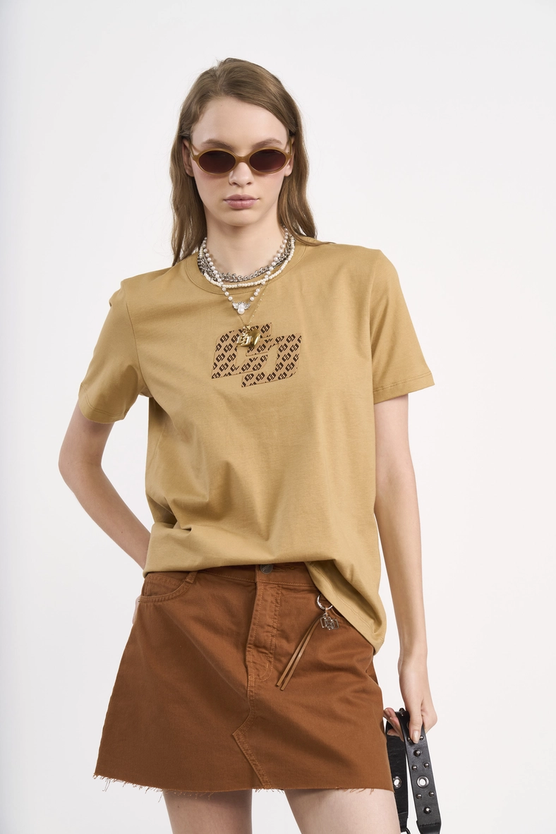 Camiseta Básica Estampa C Duplo