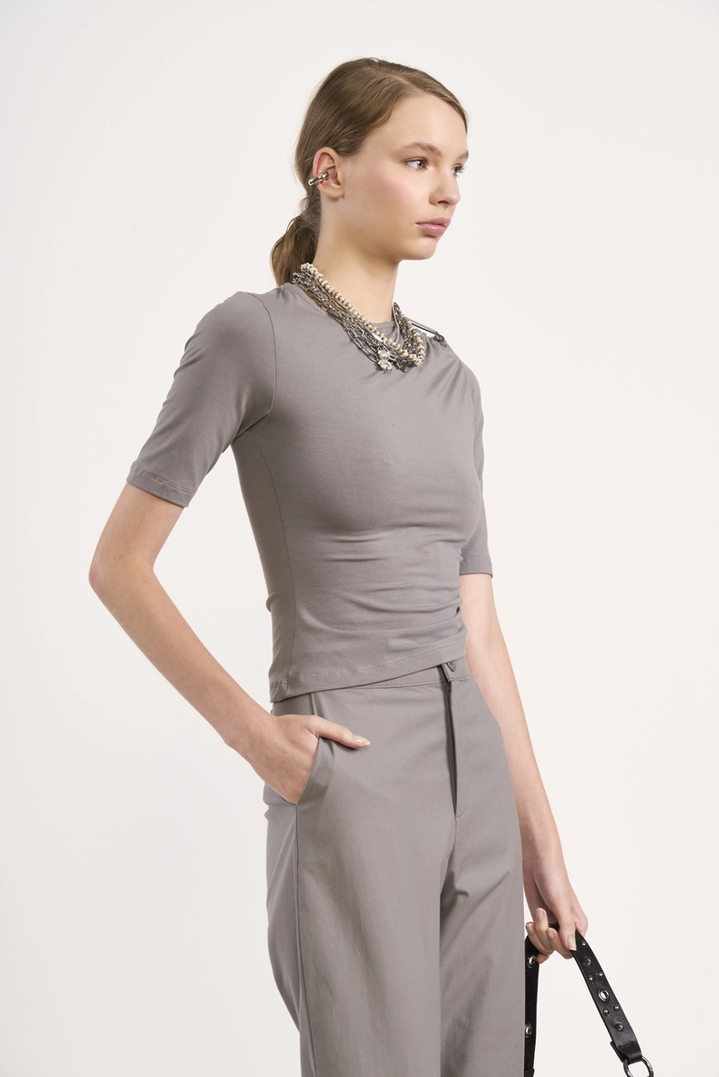 Camiseta Feminina Justa Com Argola Articulada