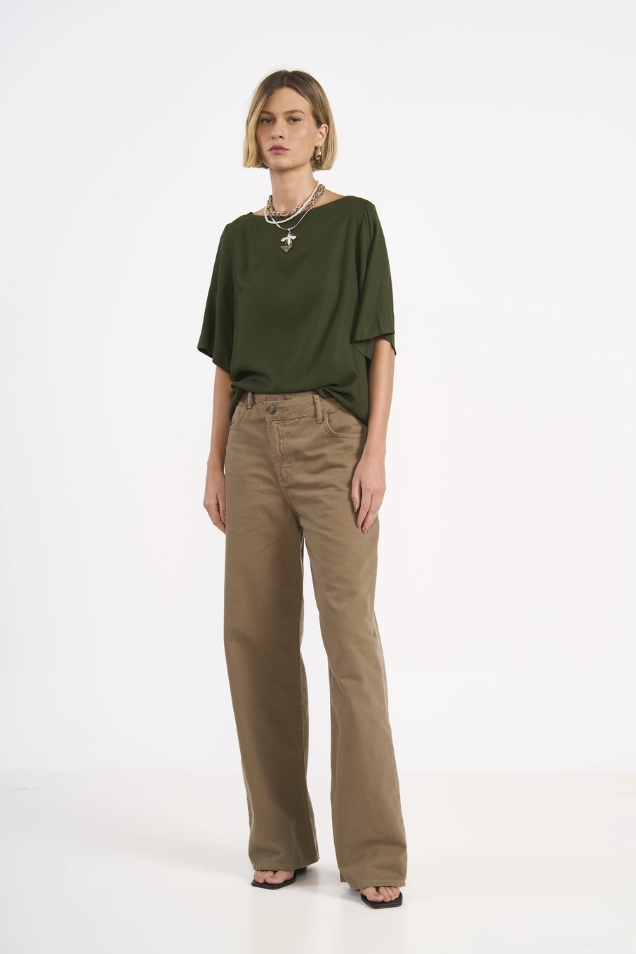 Camiseta Feminina Básica Verde