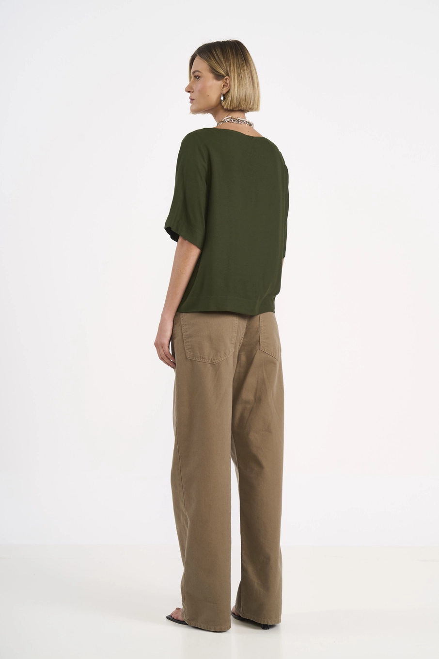 Camiseta Feminina Básica Verde