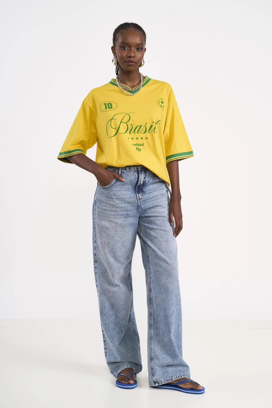 Camiseta Oversized Estampa Brasil Amarelo