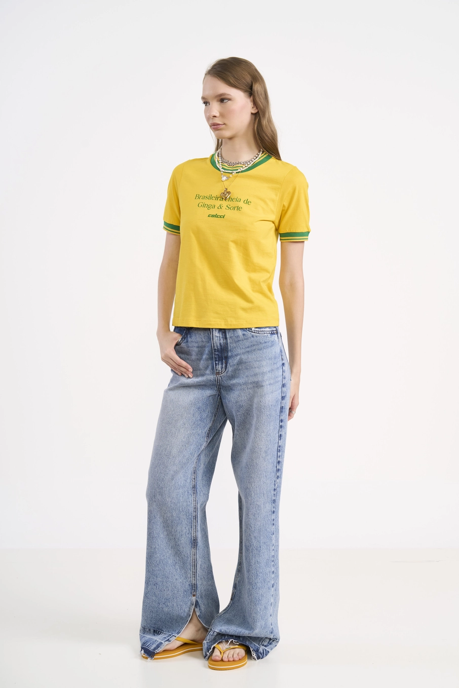 Camiseta Brasil Core Estilo Retrô Amarelo