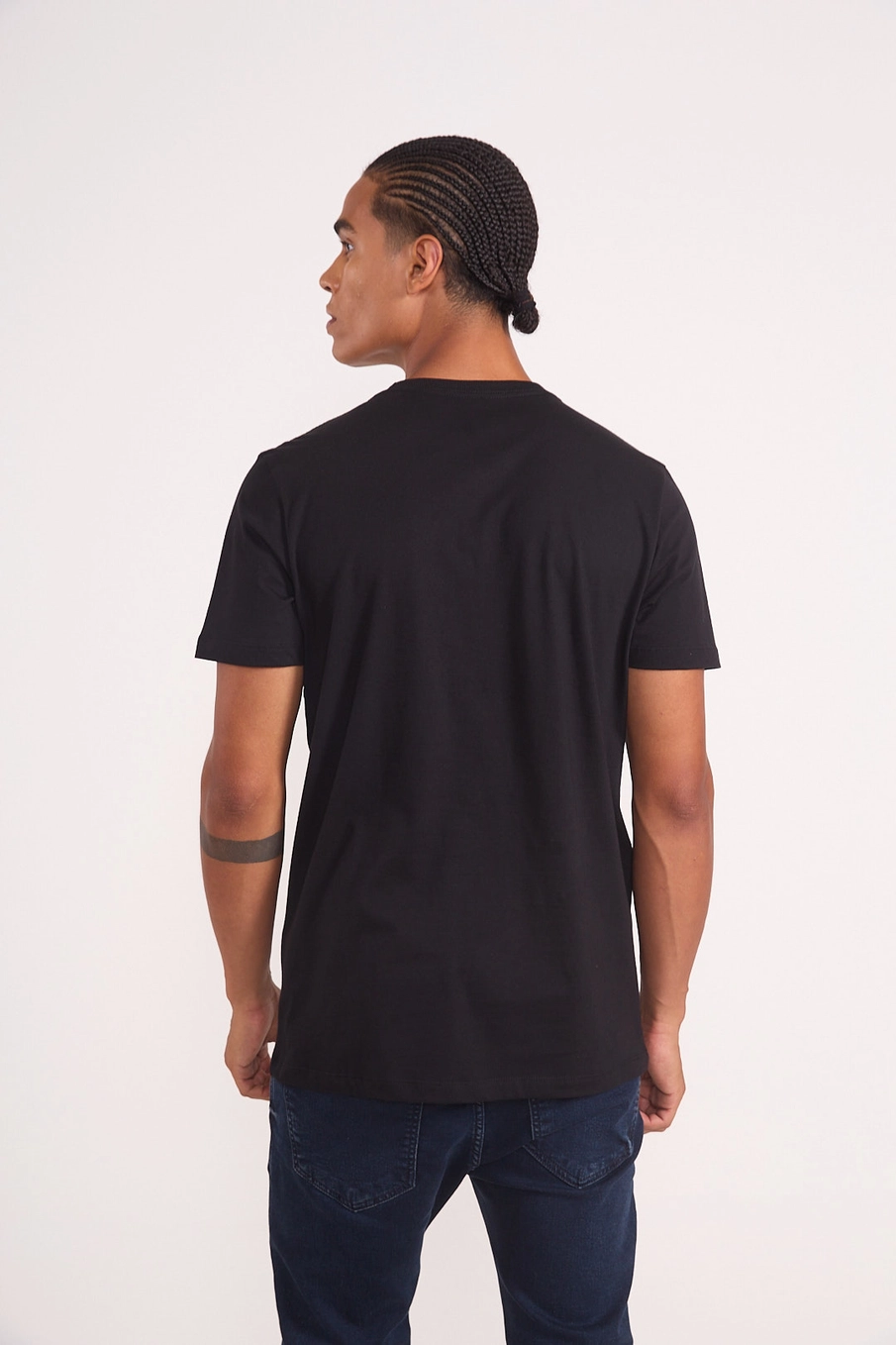 Camiseta Masculina Com Logo Preto