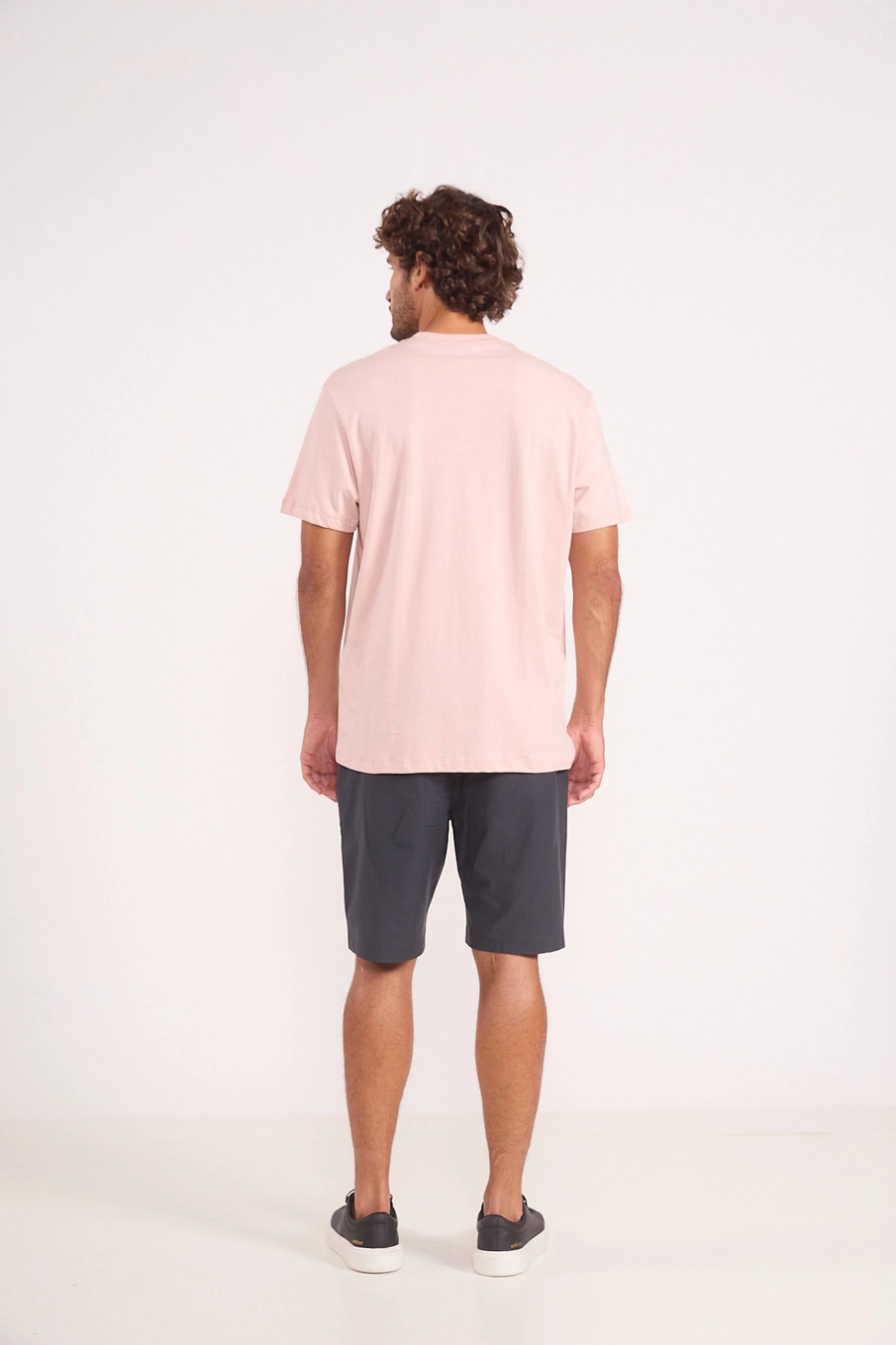 Camiseta Básica Logo Minimal Rosa