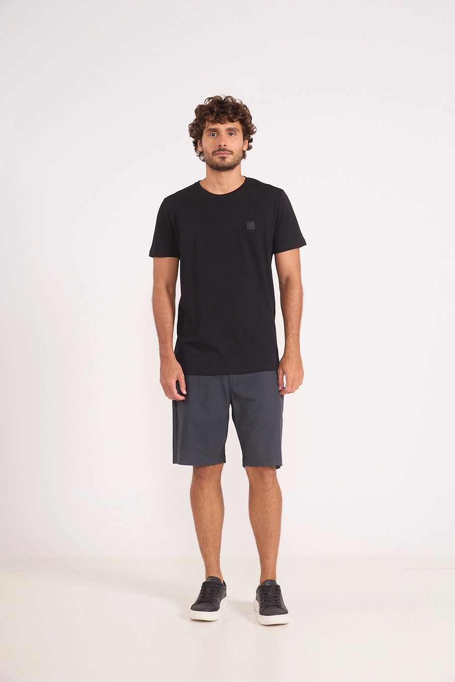 Camiseta Masculina Básica Preto