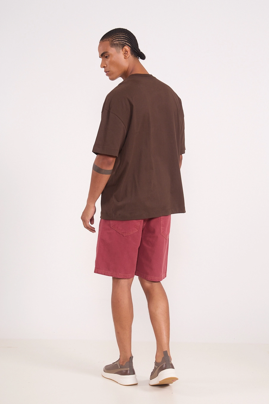 Camiseta Oversized Estampa Lettering Frontal Marrom Coconut
