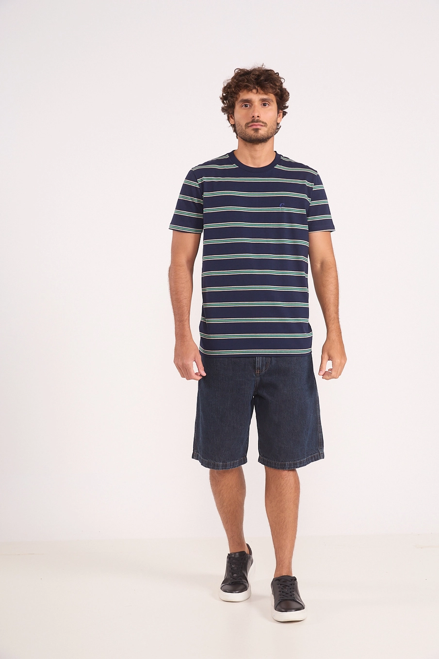 Camiseta Masculina Listrada Navy Estampados
