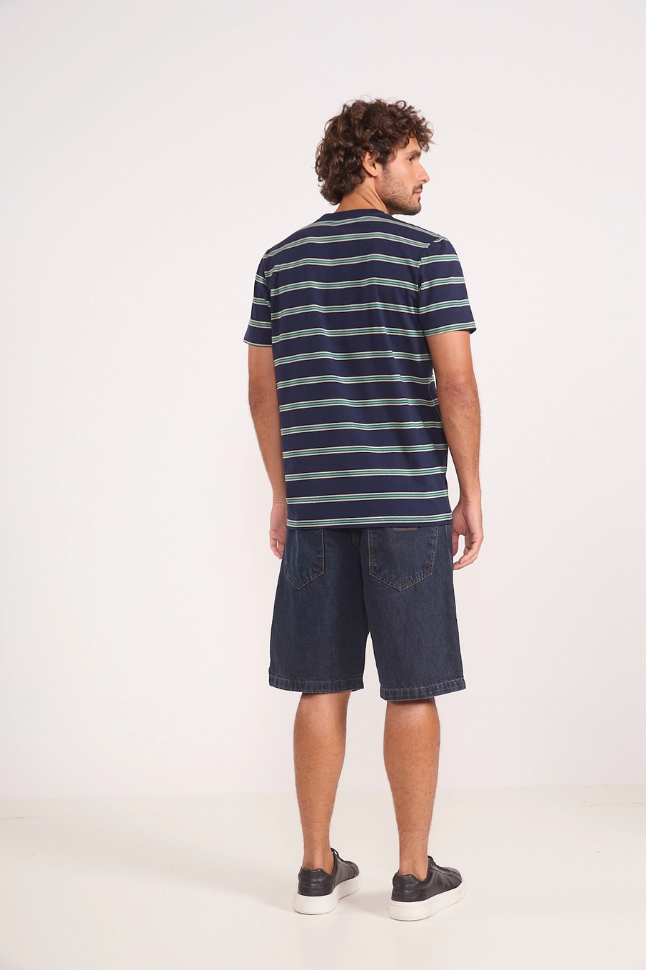 Camiseta Masculina Listrada Navy Estampados
