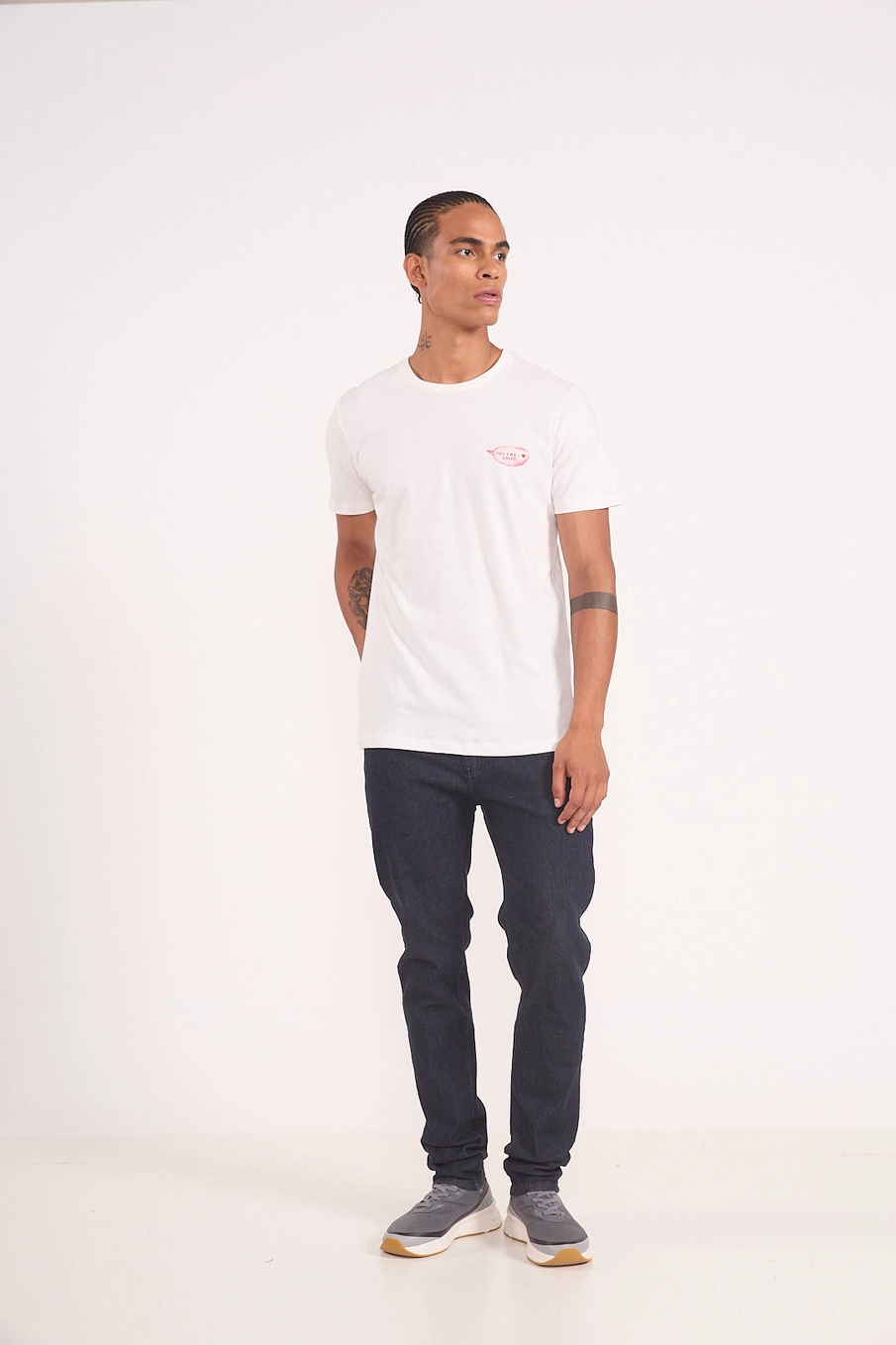 Camiseta Masculina Estampada Off Shell
