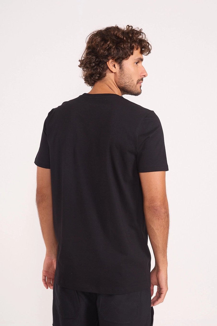 Camiseta Reta Urban Metal Logo Preto
