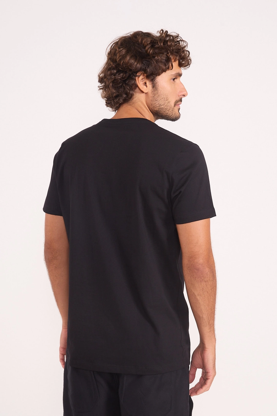 Camiseta Basic Logo Preto
