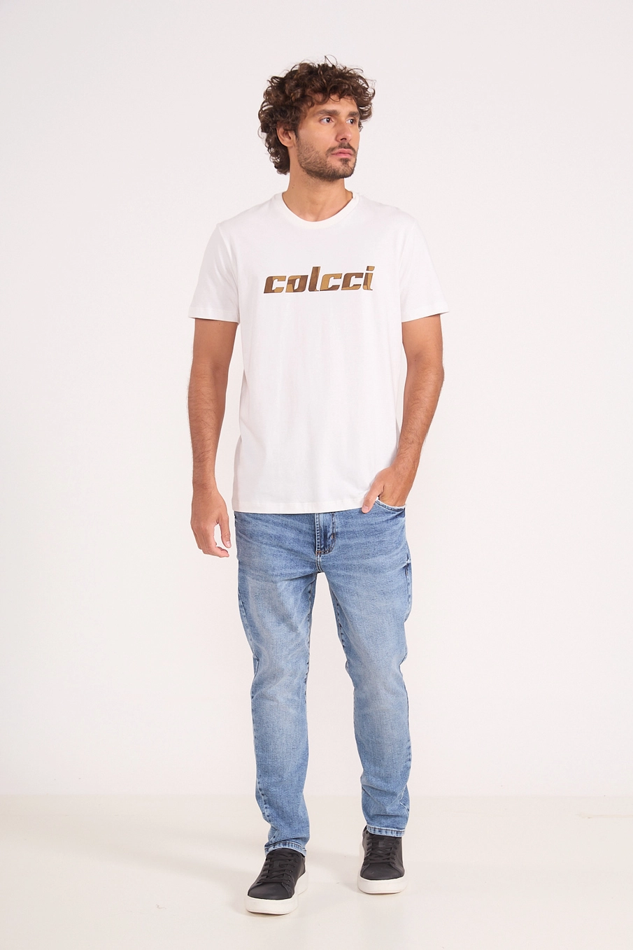 Camiseta Masculina Com Estampa Frontal Off Shell