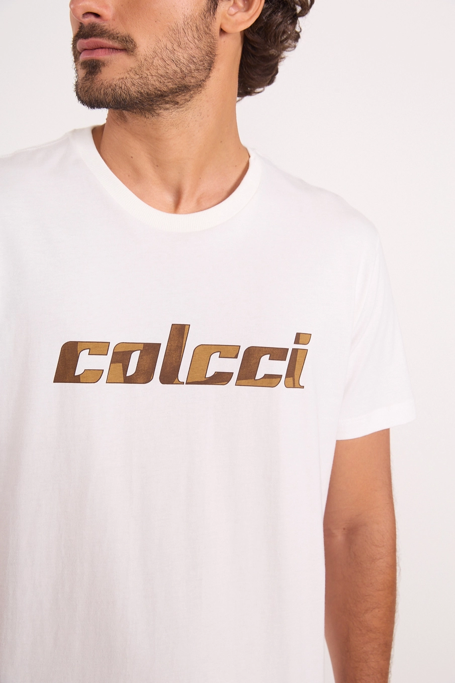Camiseta Masculina Com Estampa Frontal Off Shell