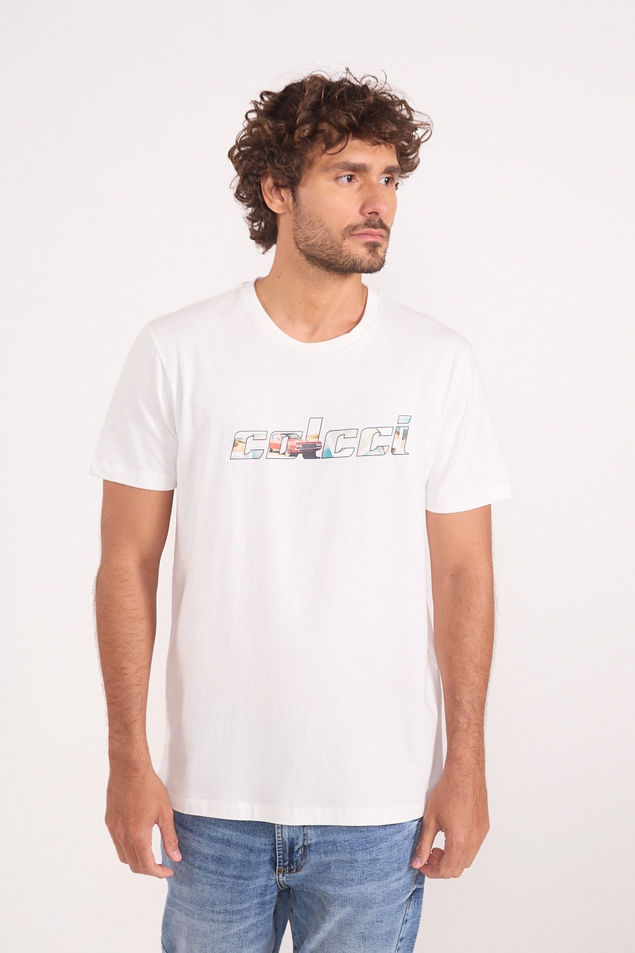 Camiseta Básica Com Logo Frontal Off Shell