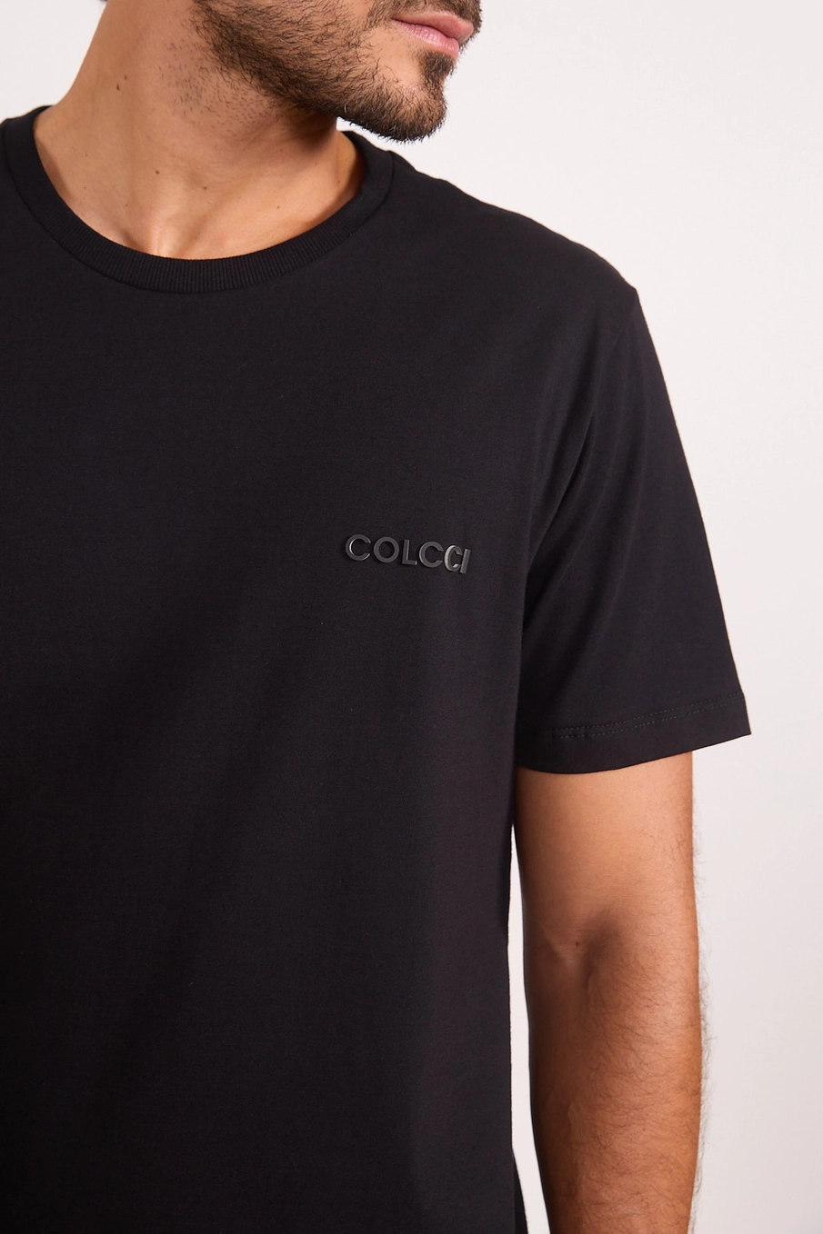 Camiseta Regular Básica Com Logo Aplicado Preto