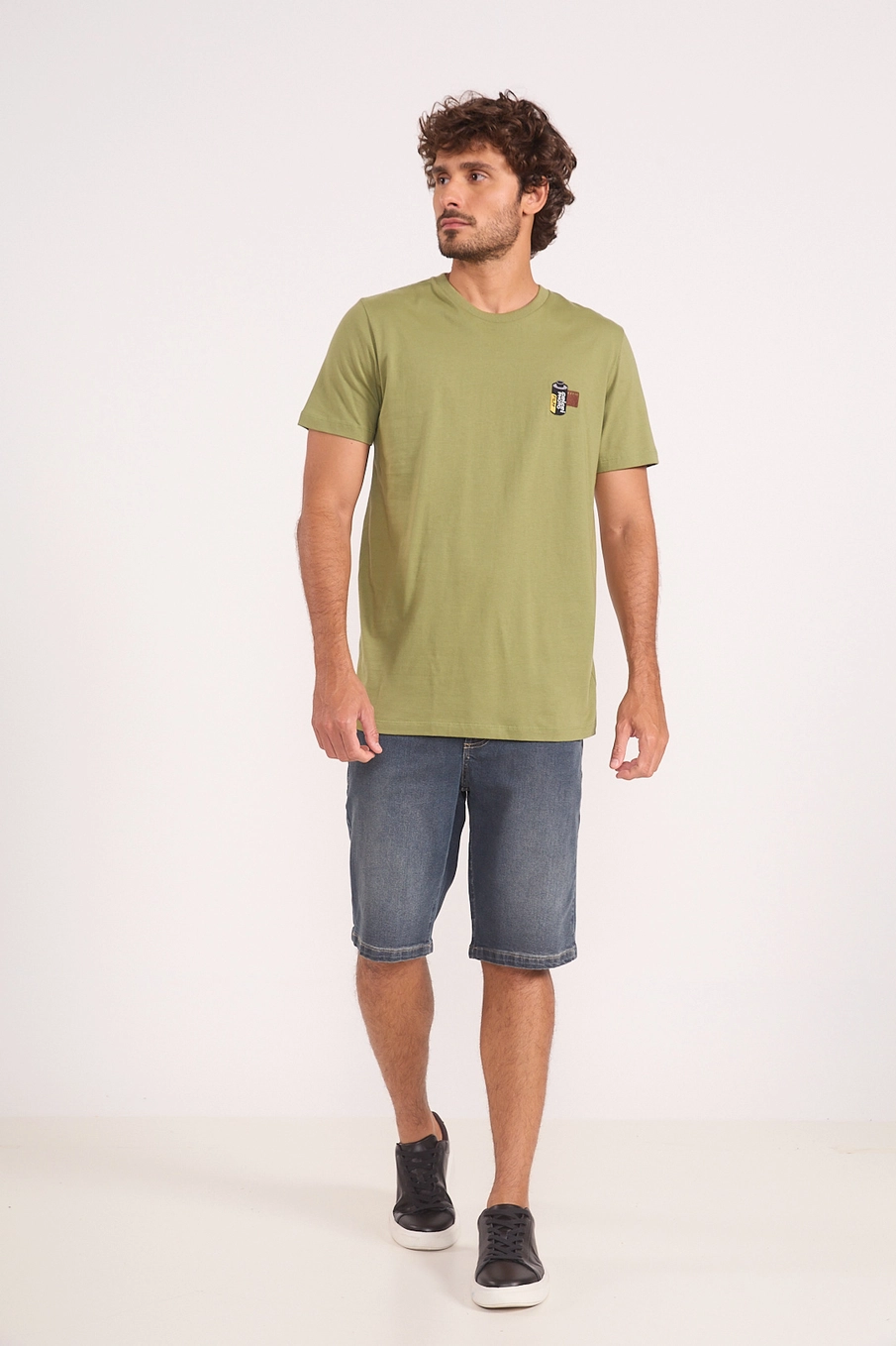 Camiseta Masculina Com Patch Verde