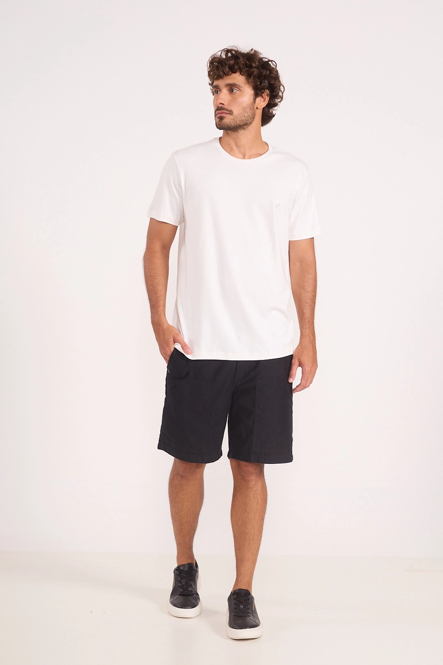 Camiseta Básica Premium Off Shell
