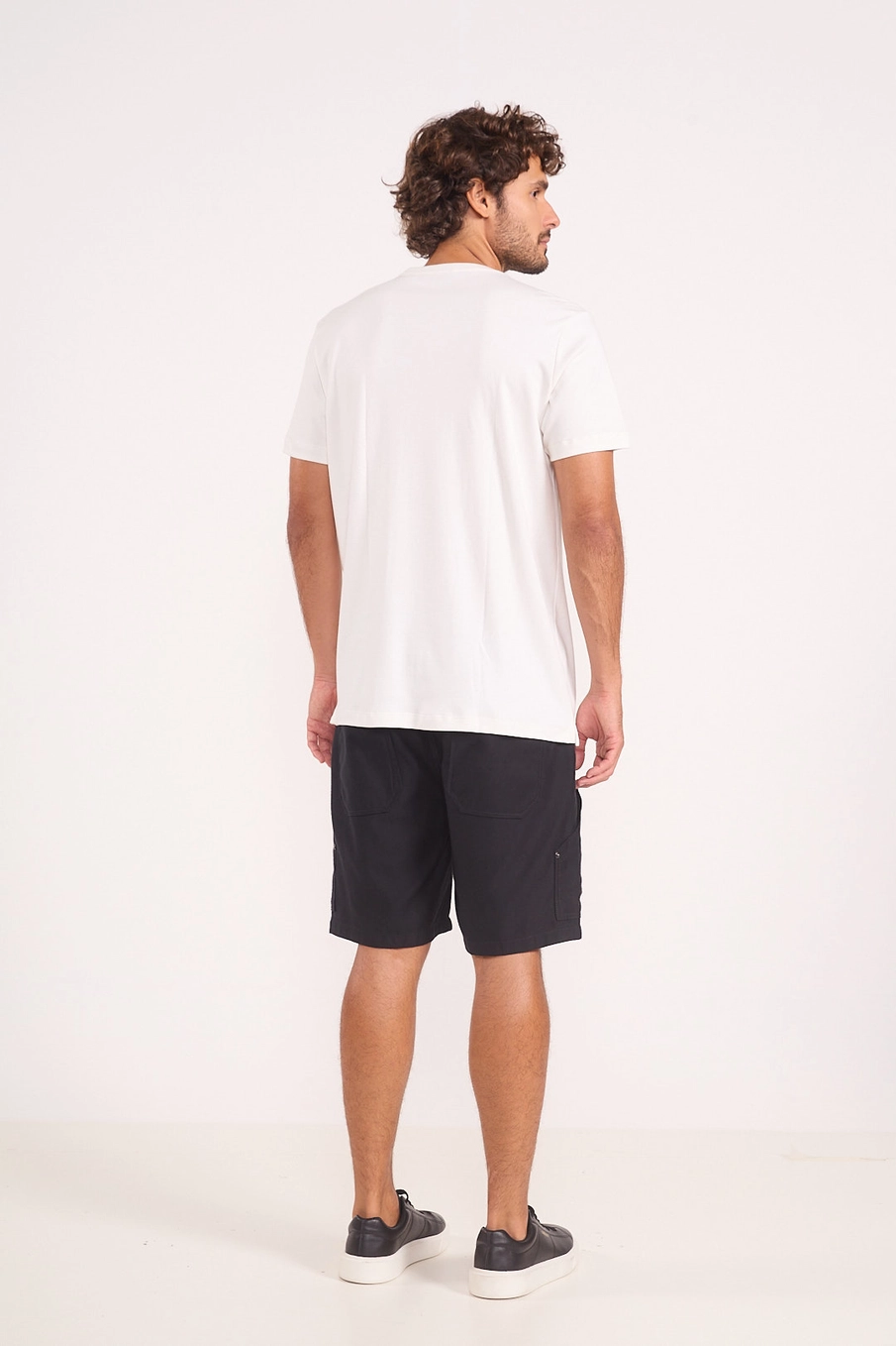 Camiseta Básica Premium Off Shell