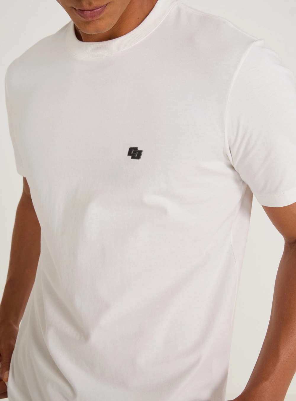 Camiseta Básica Premium Off Shell