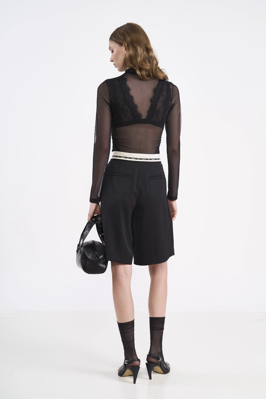 Blusa Cropped Renda E Tule Preto