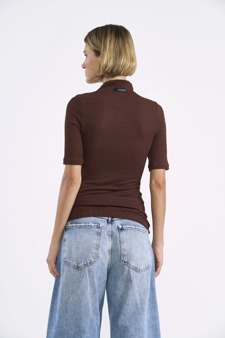 Blusa Feminina Canelada Com Gola Alta Marrom