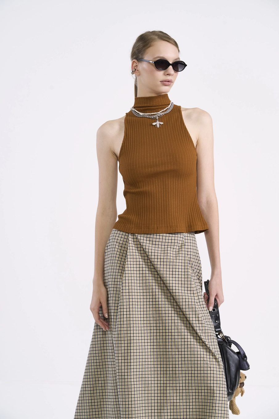 Blusa Regata Canelada Marrom