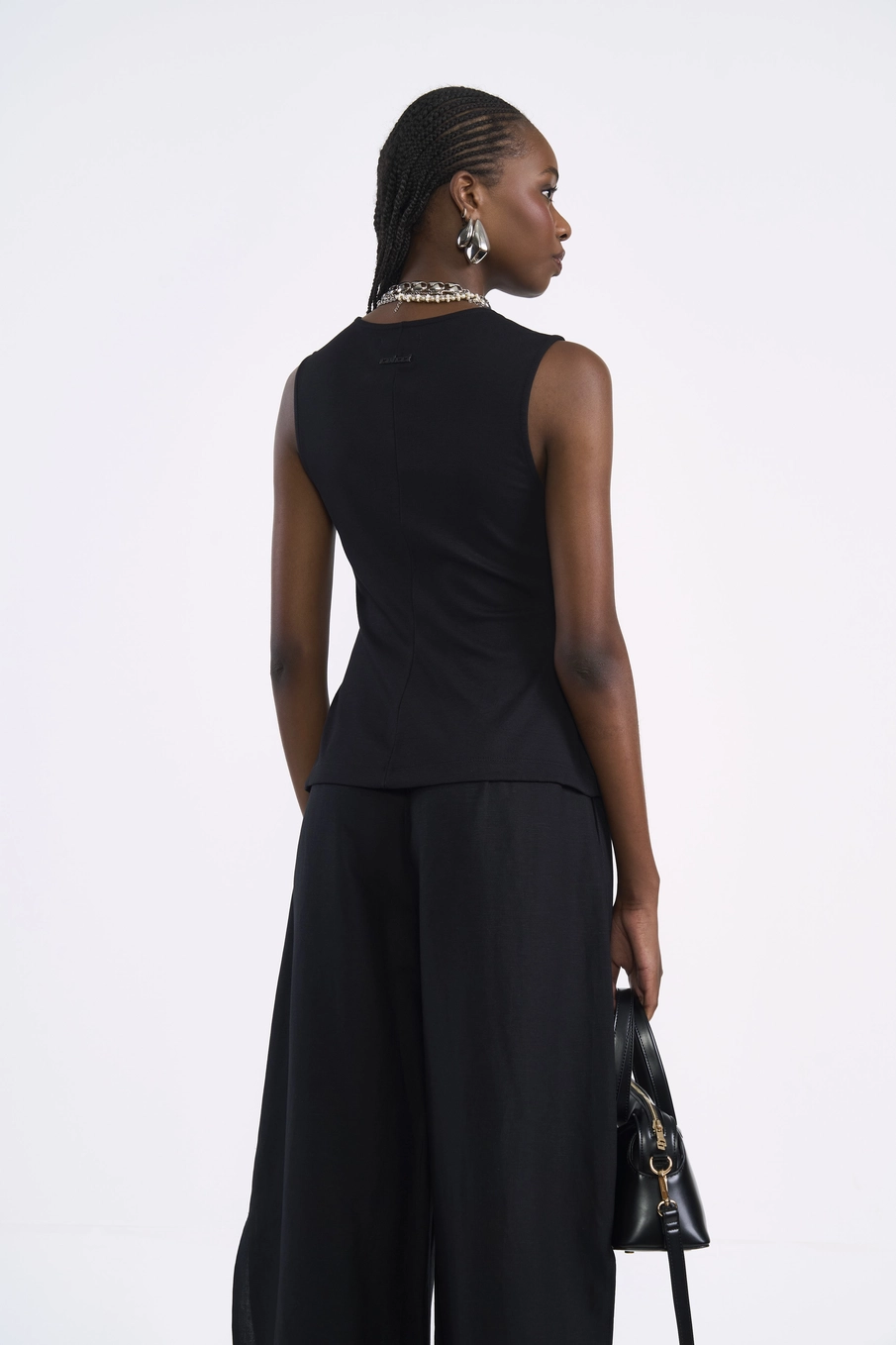 Blusa Feminina Ajustada Preto