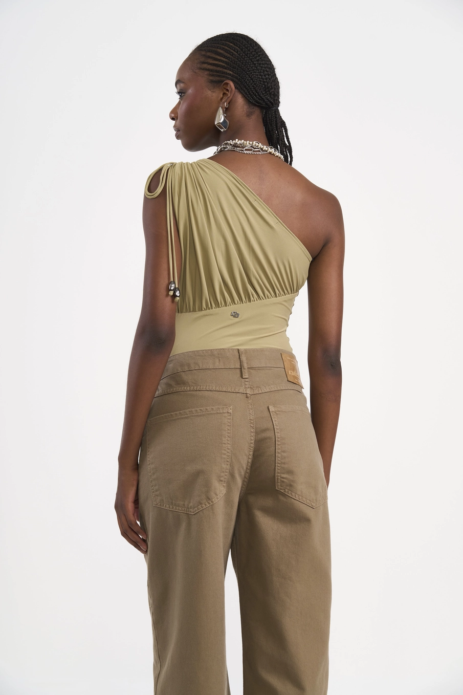 Blusa Feminina Cropped One Shoulder Bege Misk
